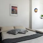 Suite 1,2 Porta Milano Centro Parking Free